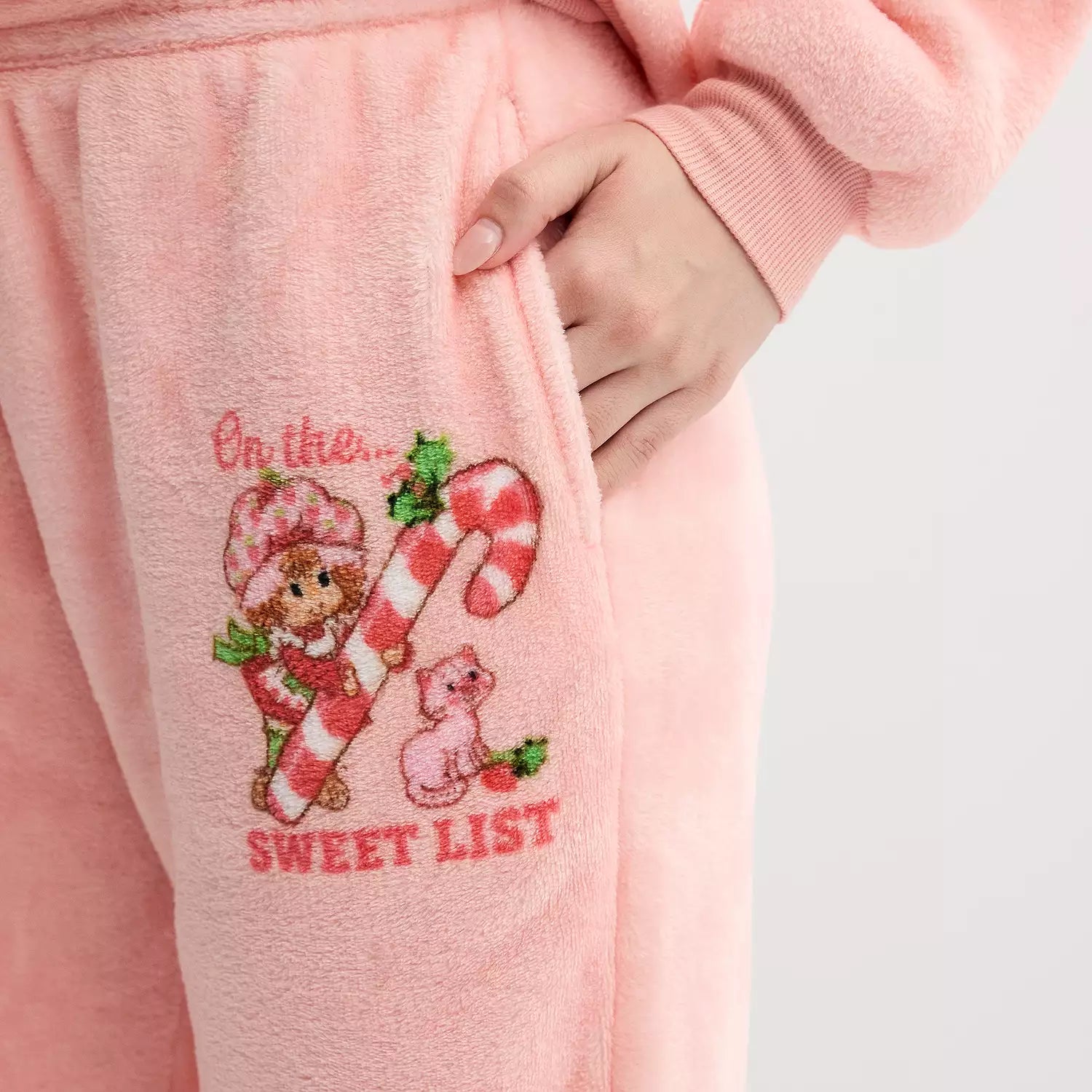 Juniors' Strawberry Shortcake On The Sweet List Woobie Jogger Pant - view 3