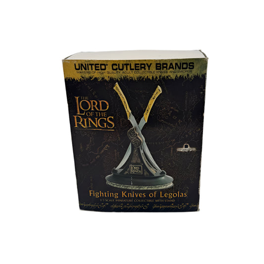 United Cutlery Brands Lord of the Rings Fighting Knives of Legolas packaging on a white background
